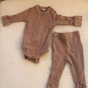 Cozy Kids One Piece Set in Soft Brown